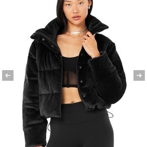 Alo Yoga puffer
